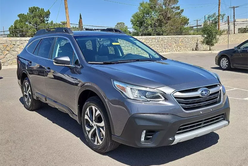 2022 Subaru Outback Limited XT photo 1