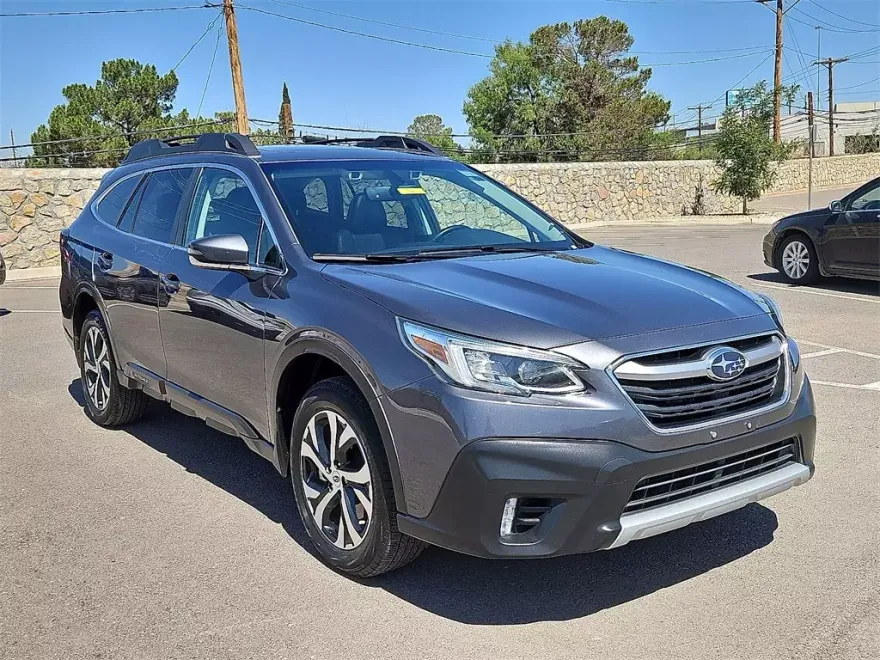 2022 Subaru Outback Limited XT photo 1