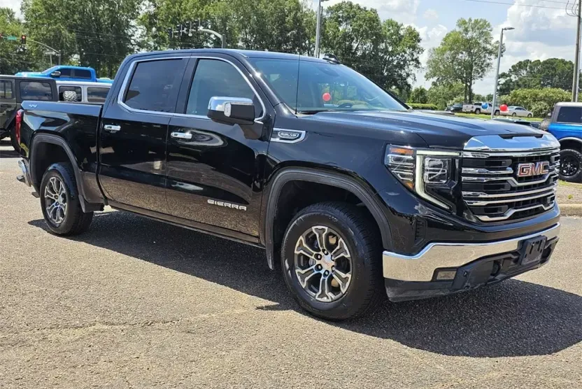 2024 Gmc Sierra 1500 SLT photo 1