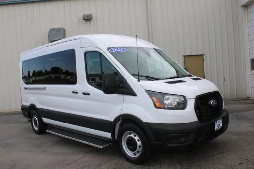 2024 Ford Transit Passenger XL photo 1