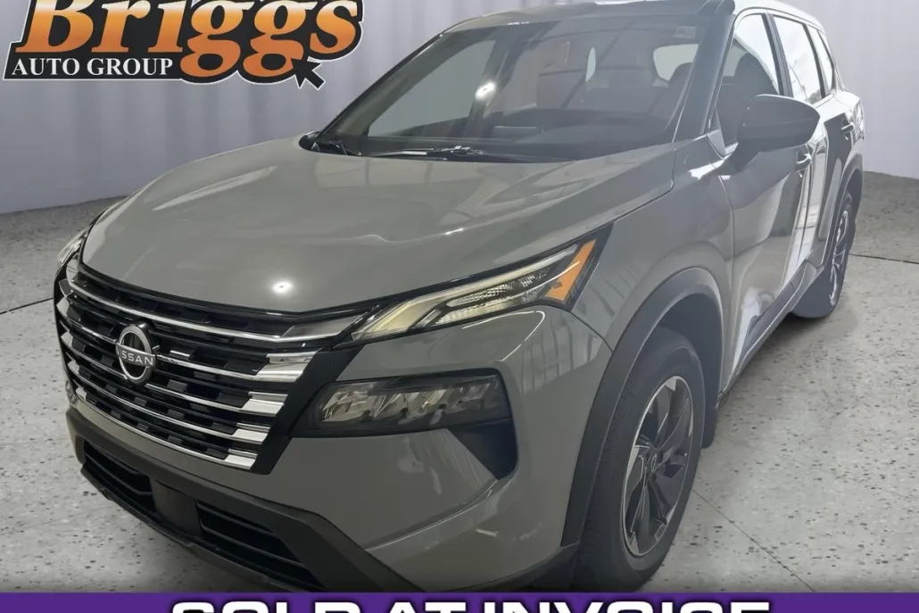 2026 Nissan Rogue SV photo 1