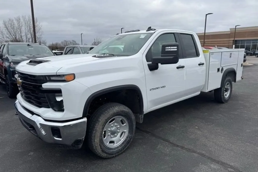 2025 Chevrolet Silverado 2500HD photo 1