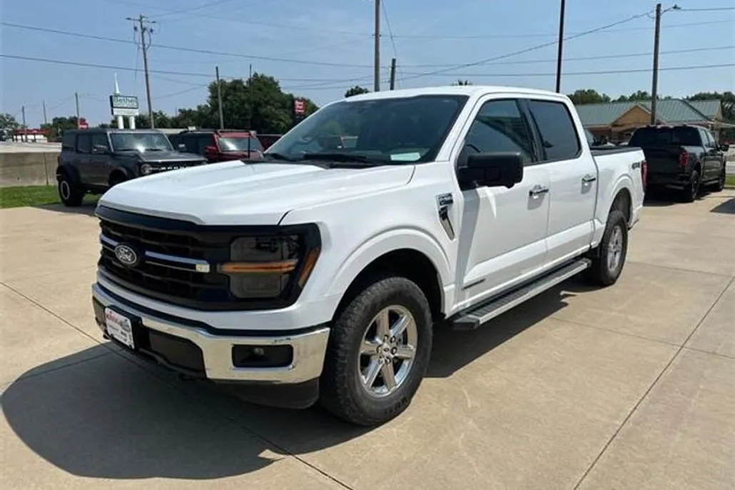 2024 Ford F-150 XLT photo 1