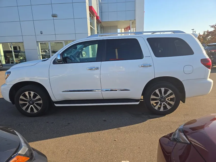 2021 Toyota Sequoia Limited photo 1