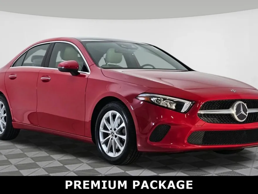 2020 Mercedes Benz A 220 4MATIC photo 1