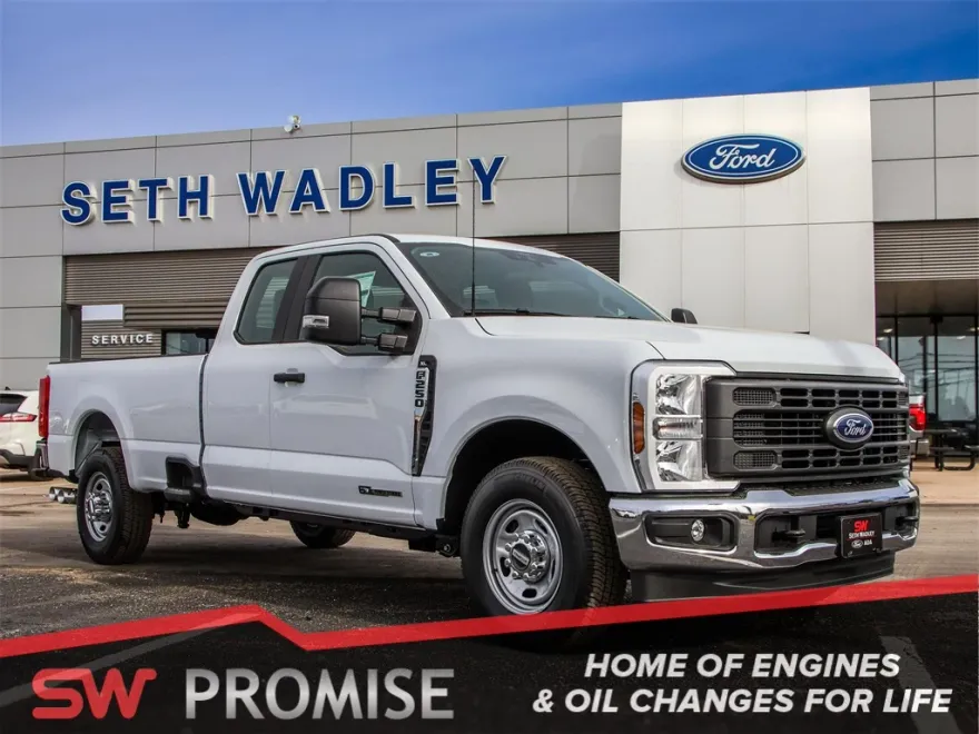 2025 Ford F-250 photo 1