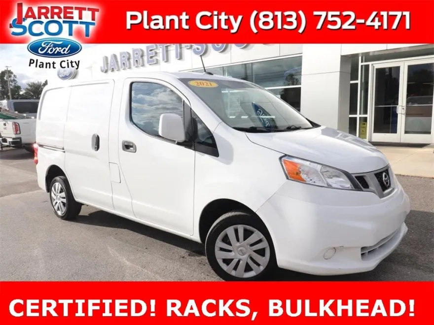 2021 Nissan NV200 SV photo 1