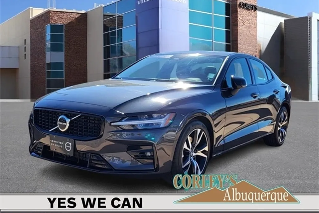 2025 Volvo S60 B5 Core photo 1