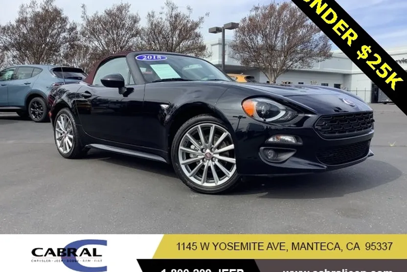 2018 Fiat 124 Spider Lusso photo 1