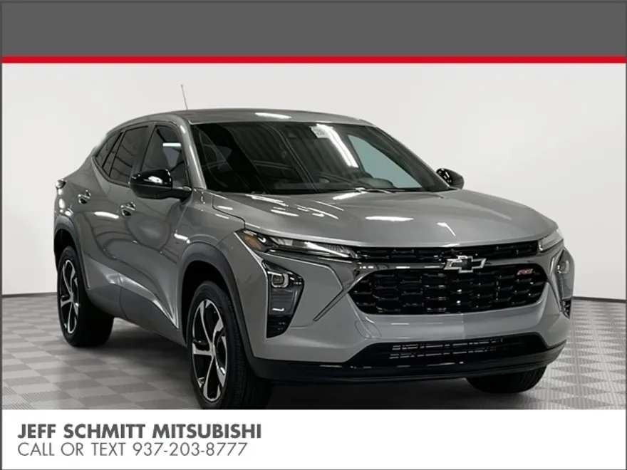 2025 Chevrolet Trax photo 1