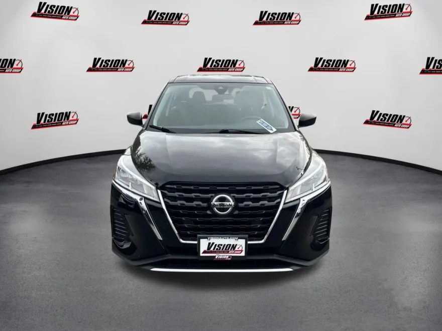 2021 Nissan Kicks S photo 1