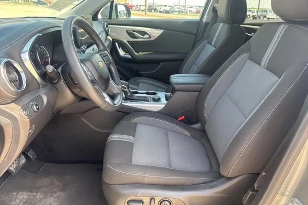 2025 Chevrolet Blazer 2LT photo 1