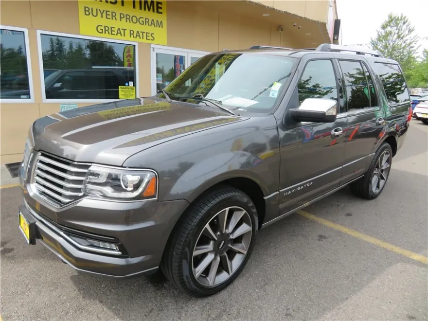 2017 Lincoln Navigator Reserve photo 1