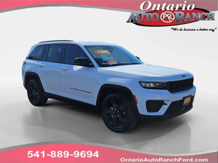 2023 Jeep Grand Cherokee Altitude photo 1