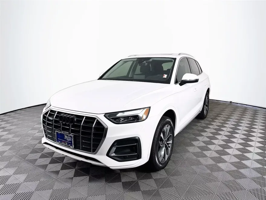 2021 Audi Q5 45 Premium photo 1