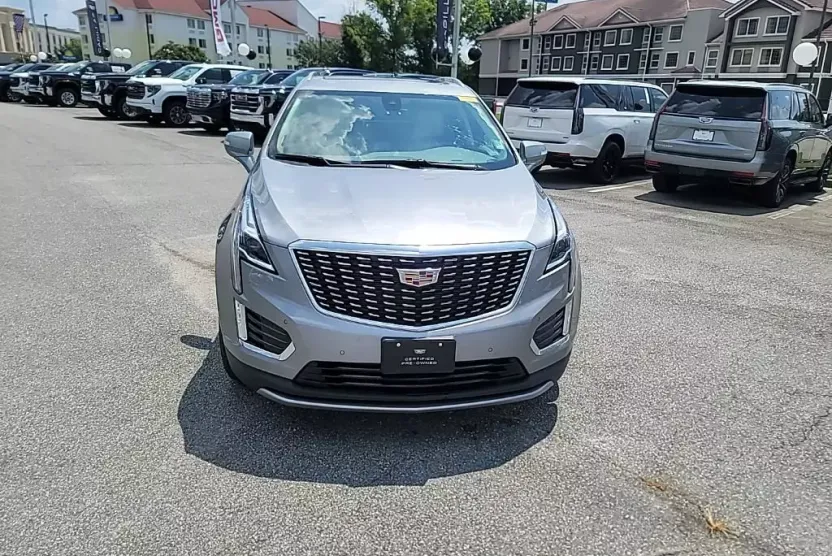 2025 Cadillac XT5 Premium Luxury photo 1