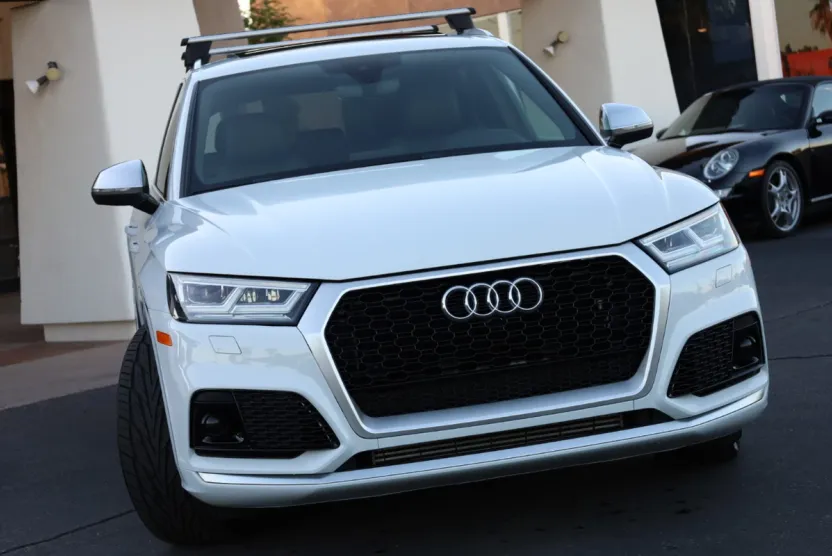 2019 Audi SQ5 Premium photo 1