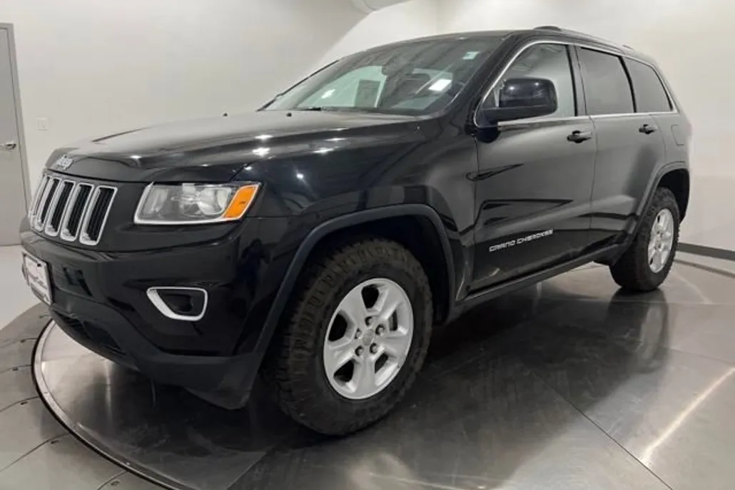 2015 Jeep Grand Cherokee Laredo photo 1