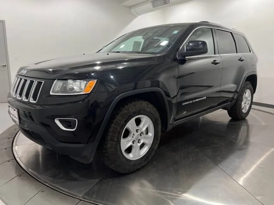 2015 Jeep Grand Cherokee Laredo photo 1