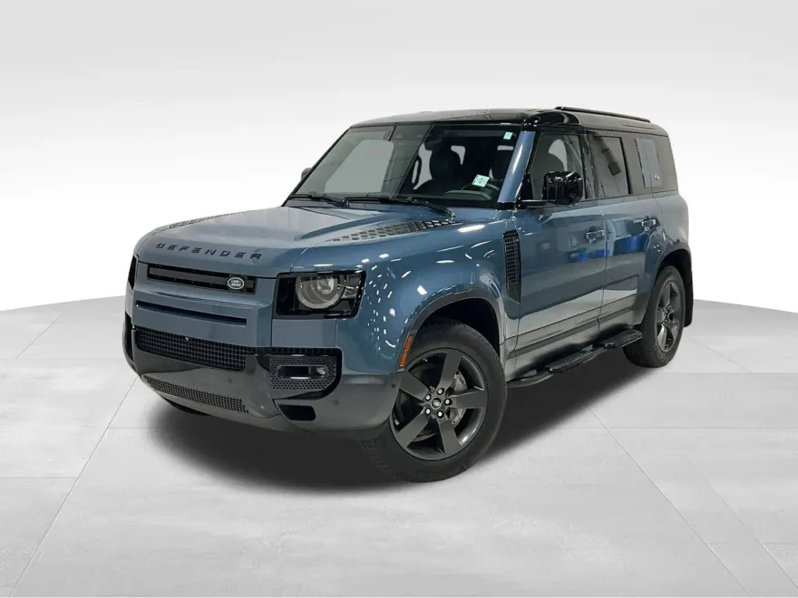 2020 Land Rover Defender 110 SE photo 1