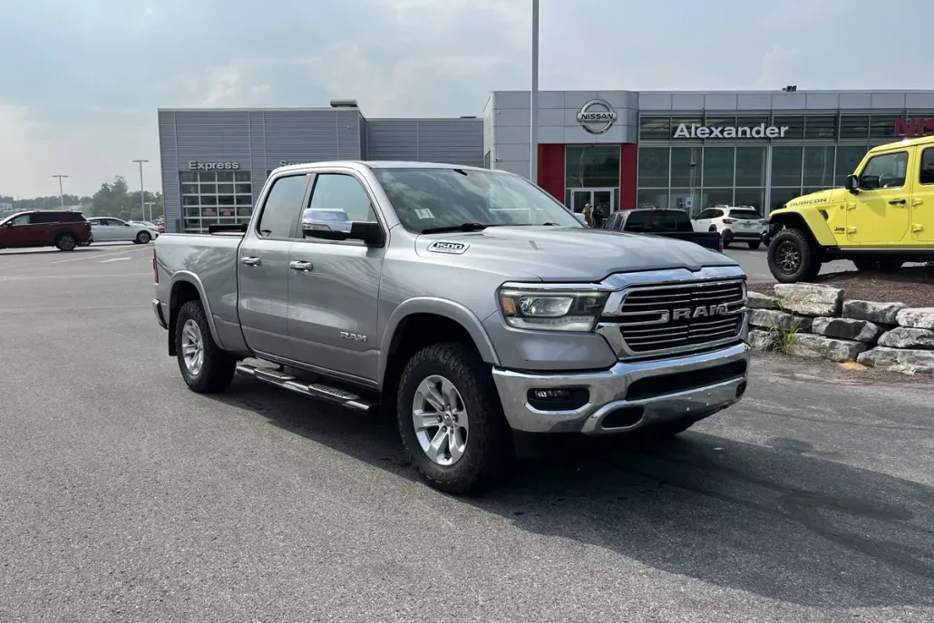 2020 Ram 1500 Laramie photo 1