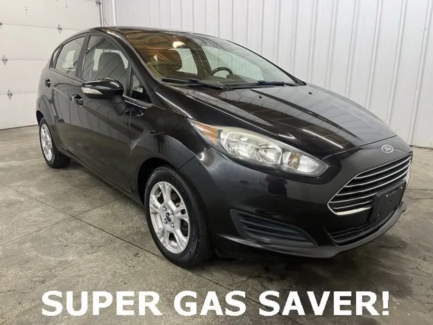 2014 Ford Fiesta SE photo 1