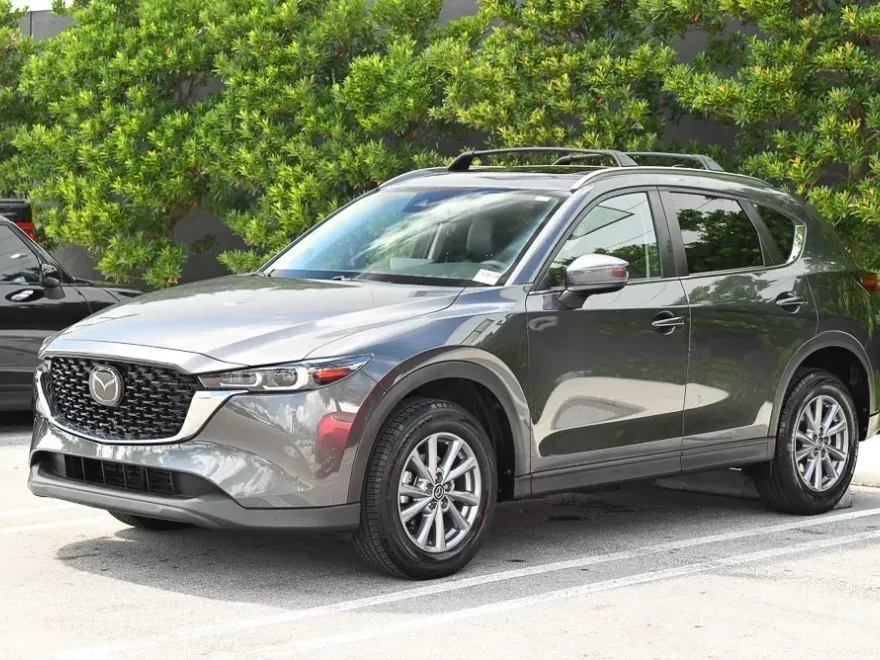 2023 Mazda CX-5 2.5 S Preferred photo 1