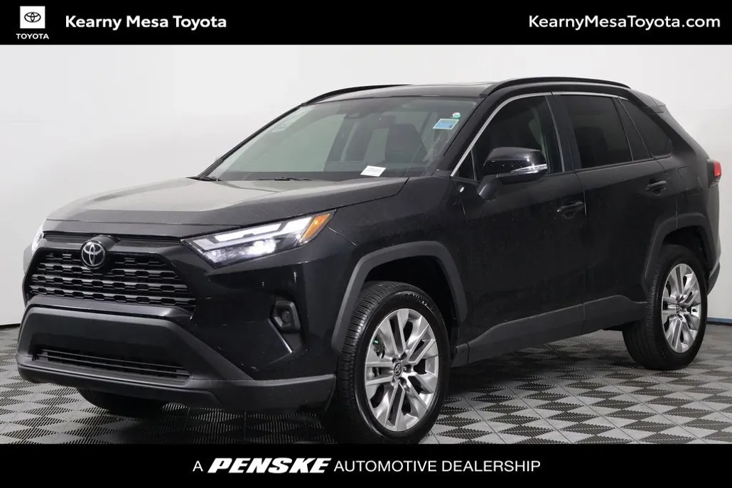 2025 Toyota RAV4 XLE Premium photo 1