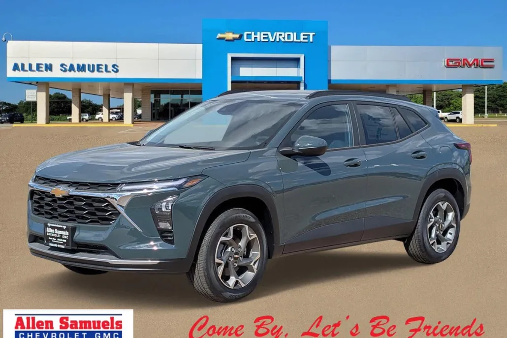 2025 Chevrolet Trax LT photo 1