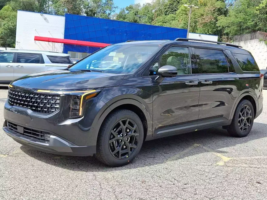 2026 Kia Carnival SX Prestige photo 1
