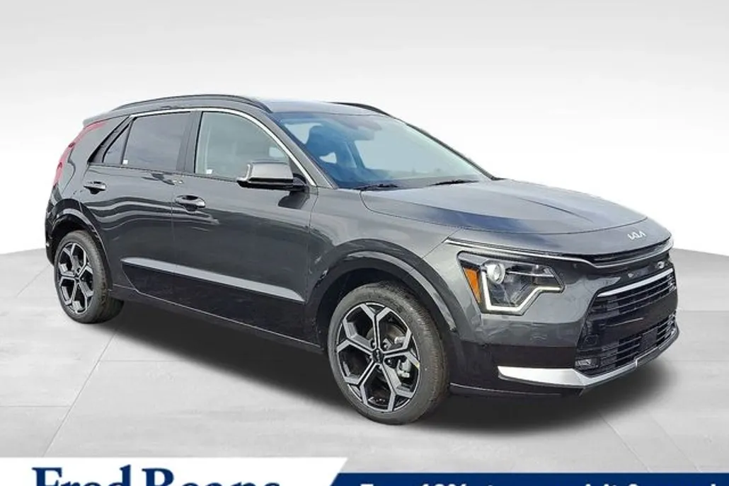 2025 Kia Niro EX Touring photo 1