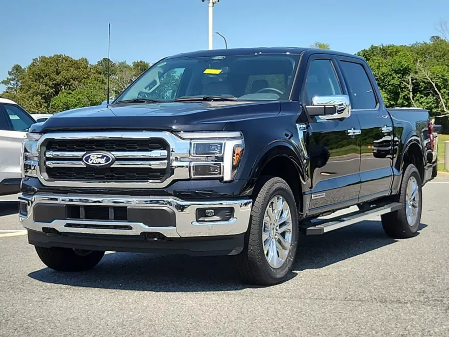 2025 Ford F-150 Lariat photo 1