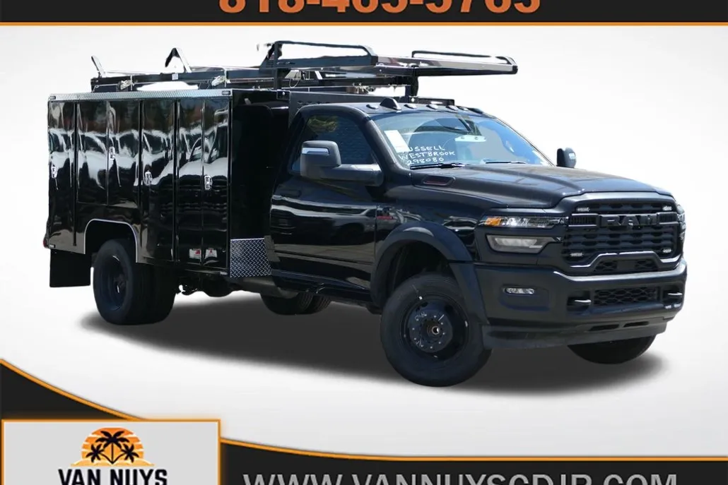 2025 Ram 5500 Tradesman photo 1