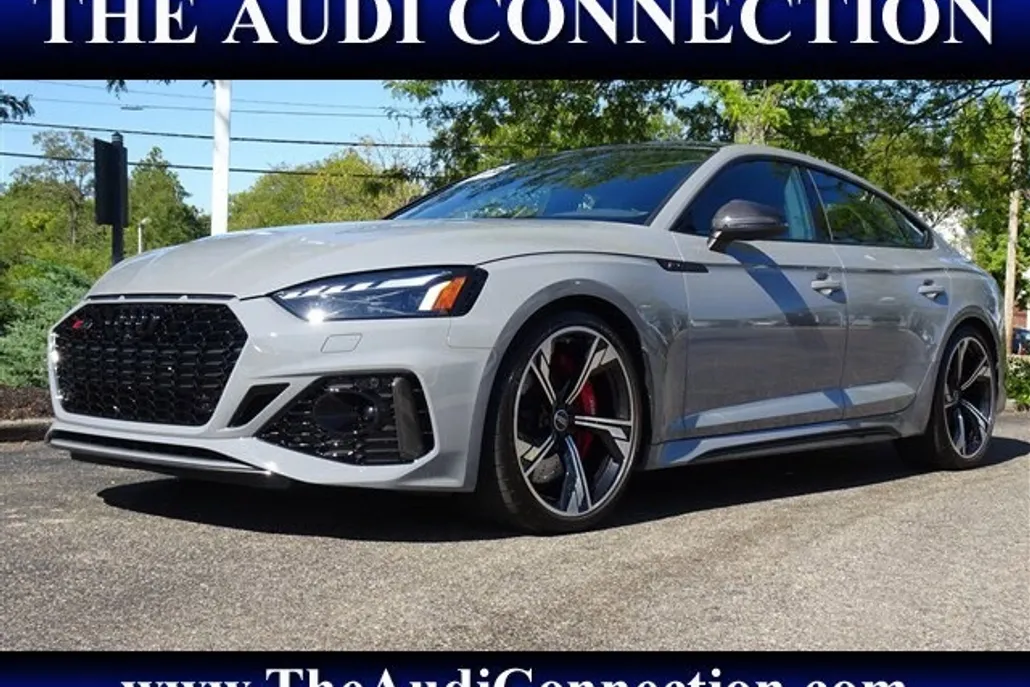 2025 Audi RS 5 Sportback photo 1