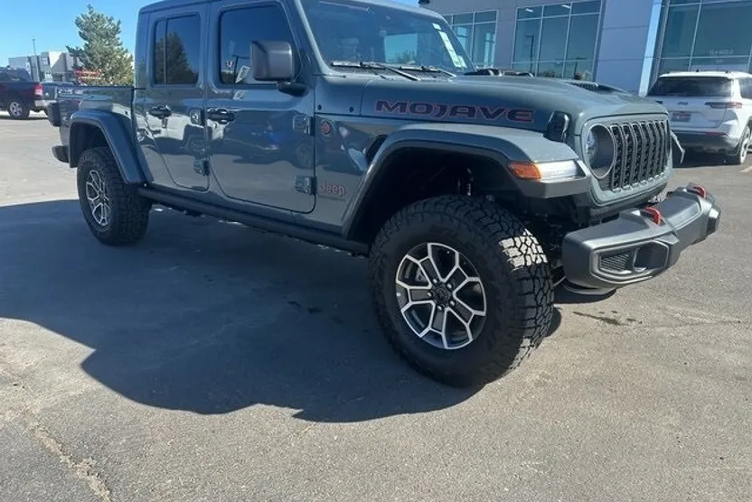 2025 Jeep Gladiator Mojave photo 1