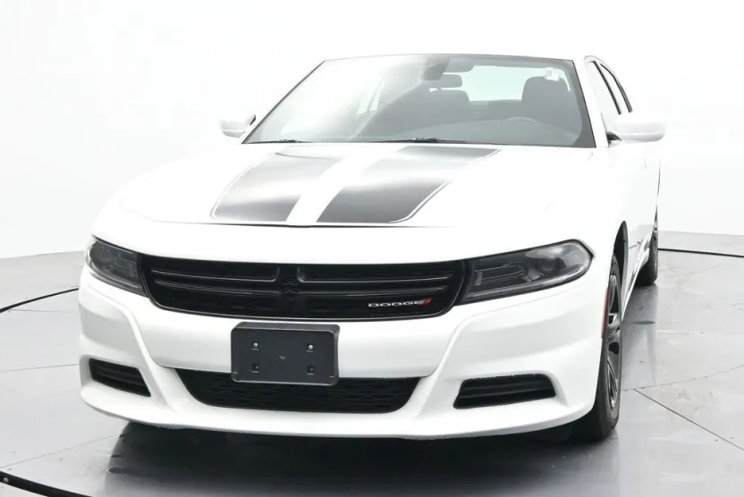 2022 Dodge Charger SXT photo 1