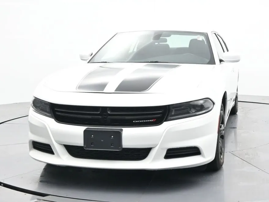 2022 Dodge Charger SXT photo 1