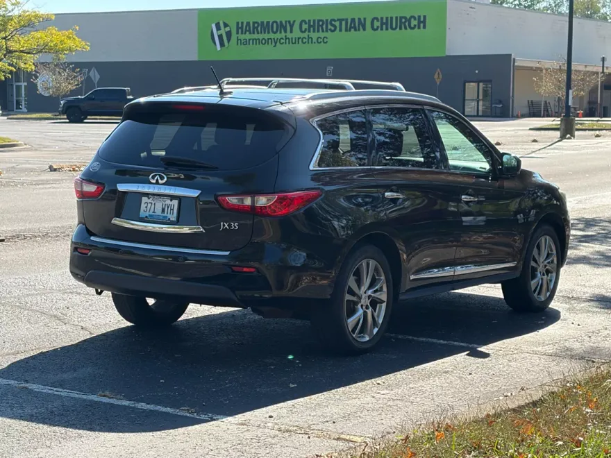 2013 Infiniti JX35 photo 1