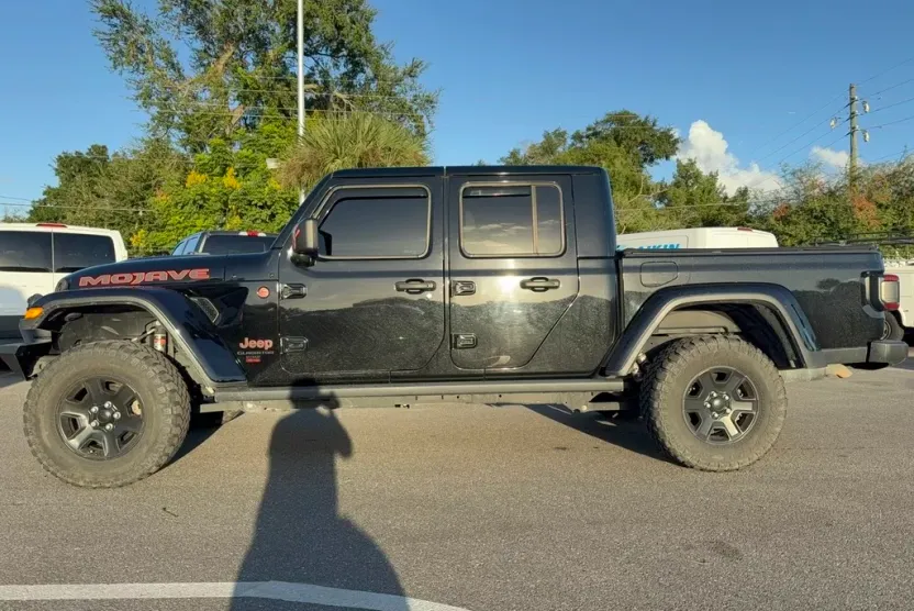 2020 Jeep Gladiator Mojave photo 1