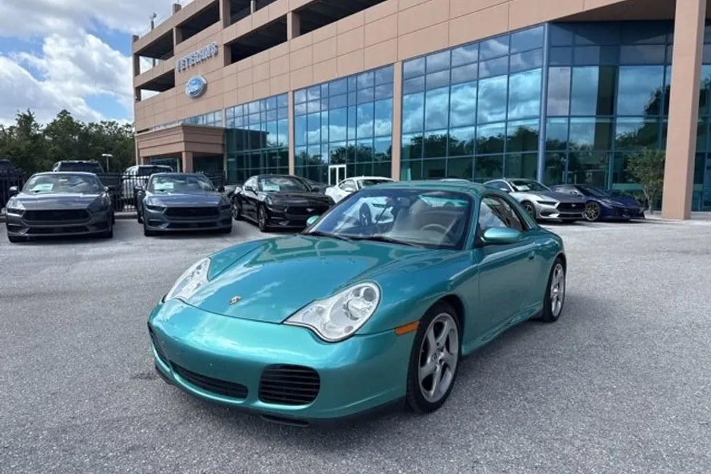 2004 Porsche 911 4S photo 1