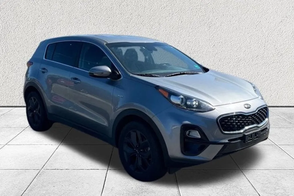 2022 Kia Sportage LX photo 1