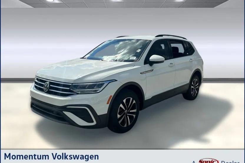 2022 Volkswagen Tiguan S photo 1
