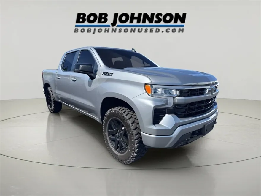 2024 Chevrolet Silverado 1500 RST photo 1