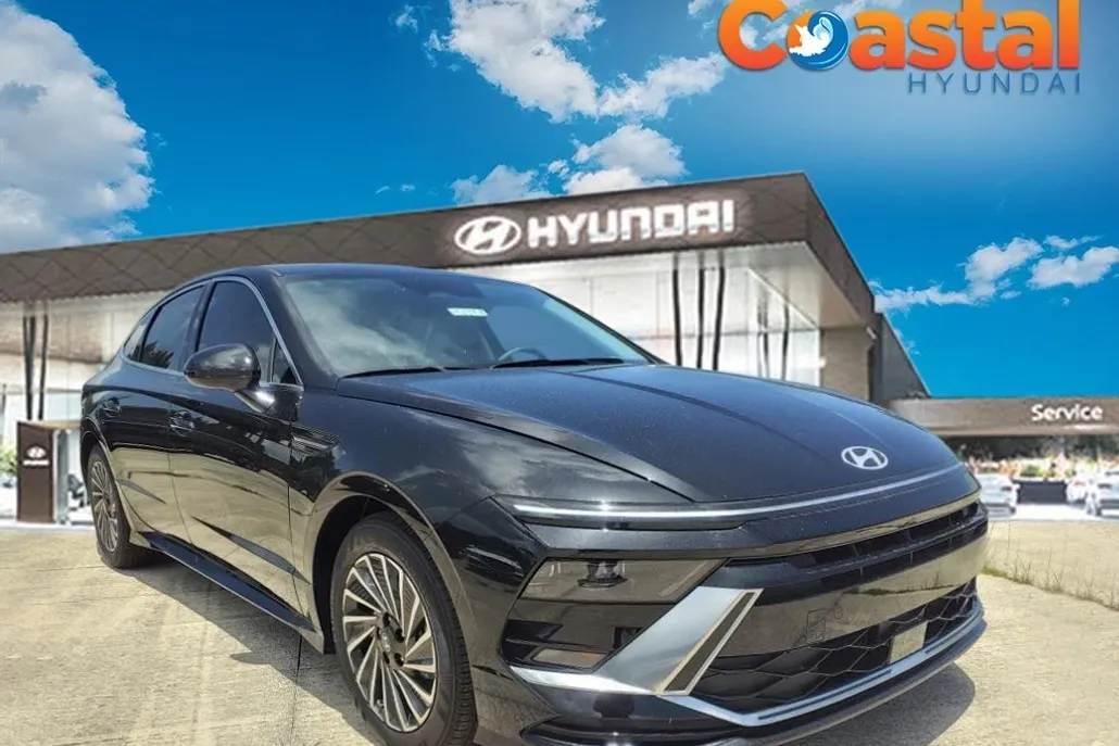 2024 Hyundai Sonata Hybrid SEL photo 1