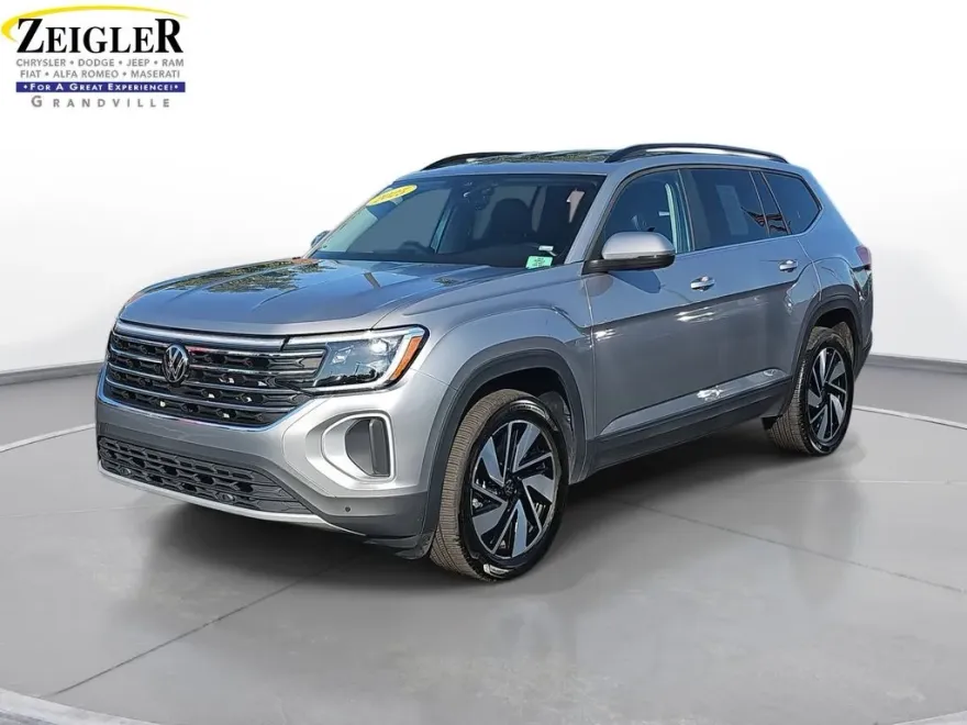 2025 Volkswagen Atlas SE Technology photo 1