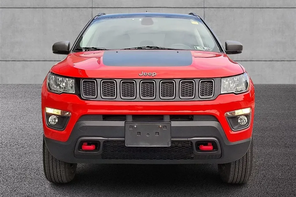 2020 Jeep Compass Trailhawk photo 1