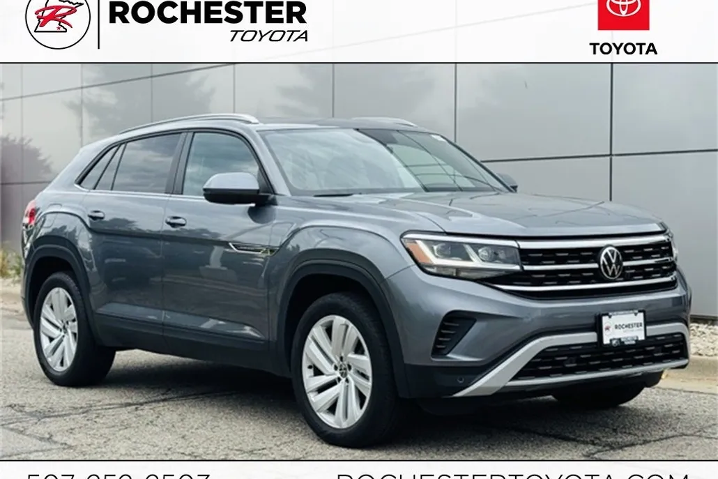 2023 Volkswagen Atlas Cross Sport V6 SE Technology photo 1