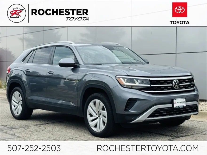 2023 Volkswagen Atlas Cross Sport V6 SE Technology photo 1