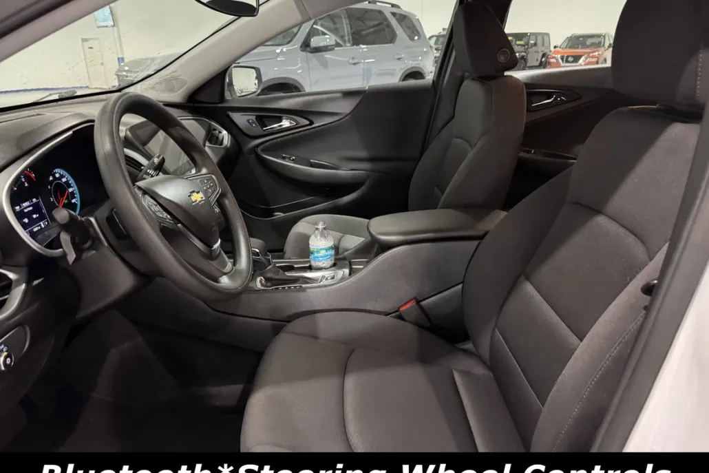 2024 Chevrolet Malibu LS photo 1