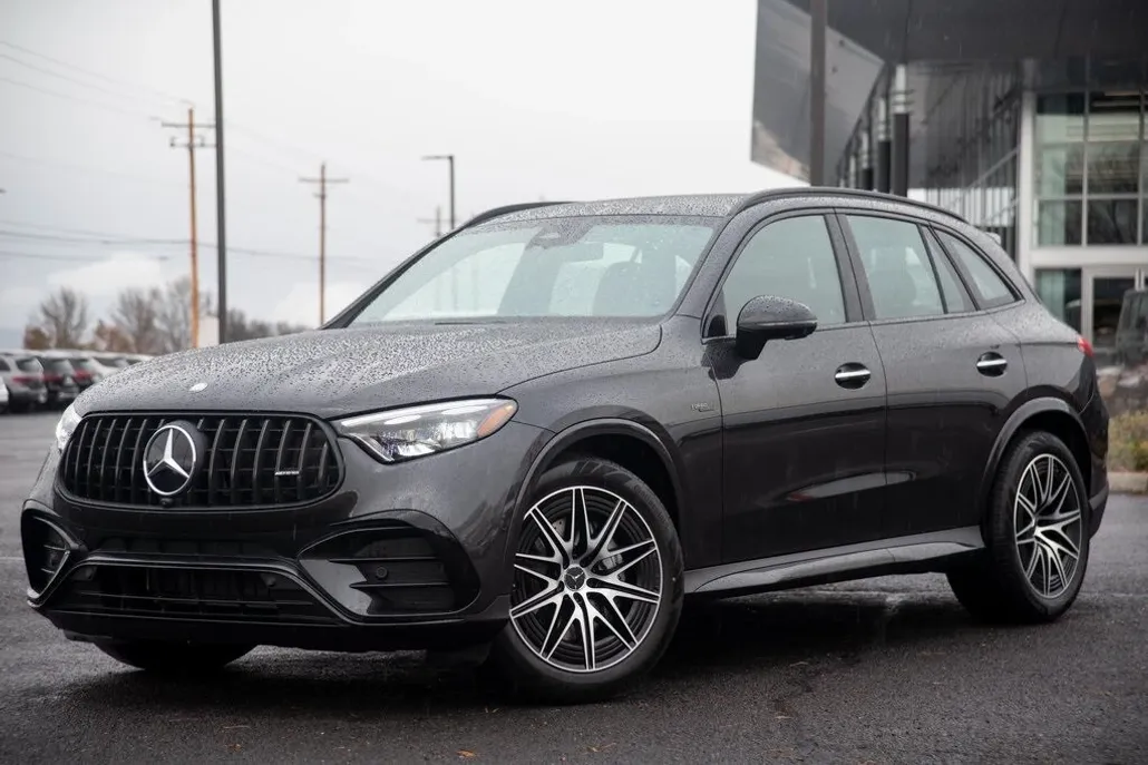 2025 Mercedes Benz GLC 43 AMG photo 1